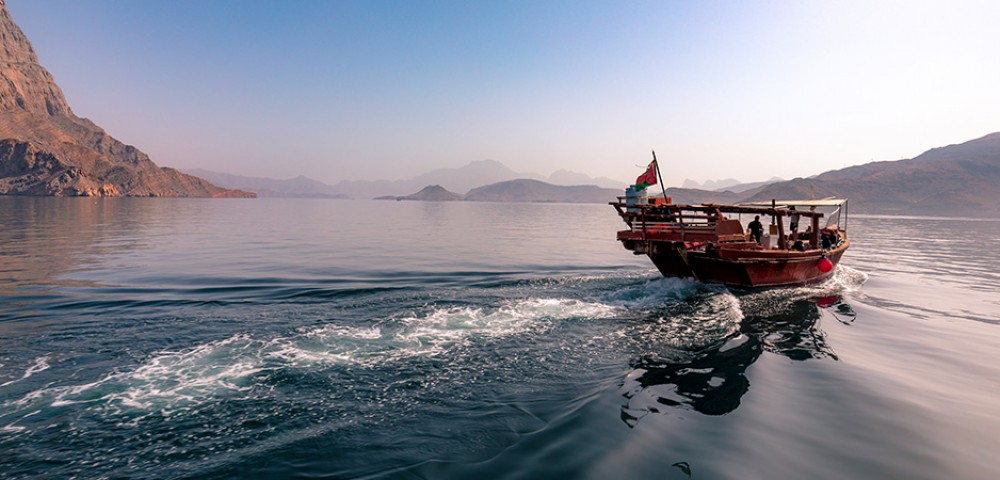 Oman Khasab Dhow Cruise Tour in the mountain range