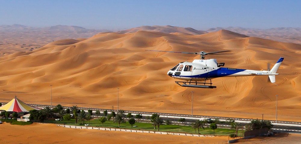 Dubai Helicopter Sightseeing City Tour and Burj Khalifa standing out from the rest