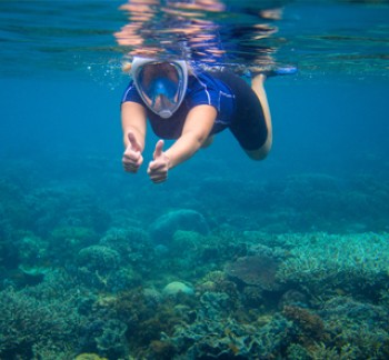 Man enjoying Snorkeling Tour Dubai