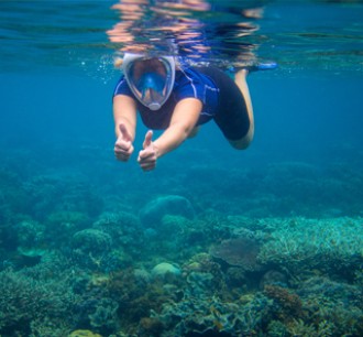 Man enjoying Snorkeling Tour Dubai