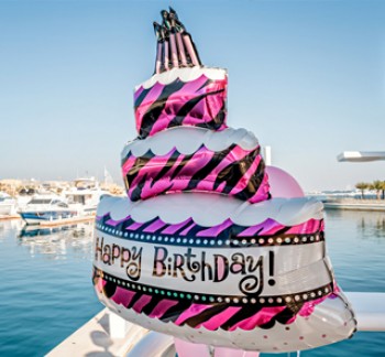 Birthday Party Dhow Cruise in Dubai celebration